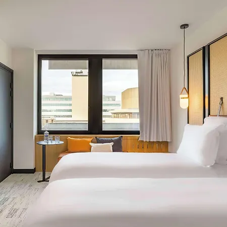 Firstname Bordeaux, Part Of Jdv By Hyatt