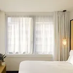 Firstname Bordeaux, Part Of Jdv By Hyatt מלון 4*