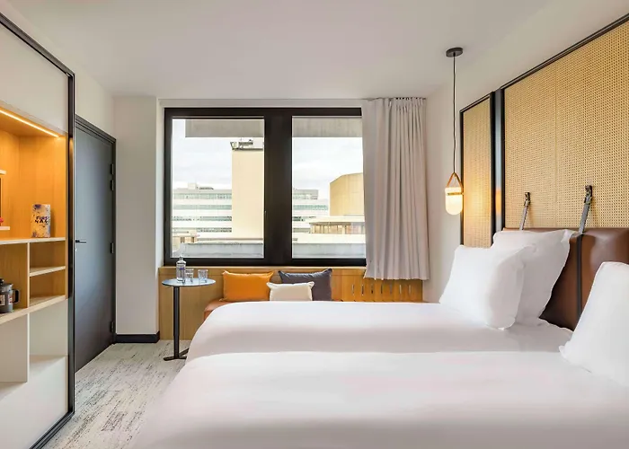 Firstname Bordeaux, Part Of Jdv By Hyatt