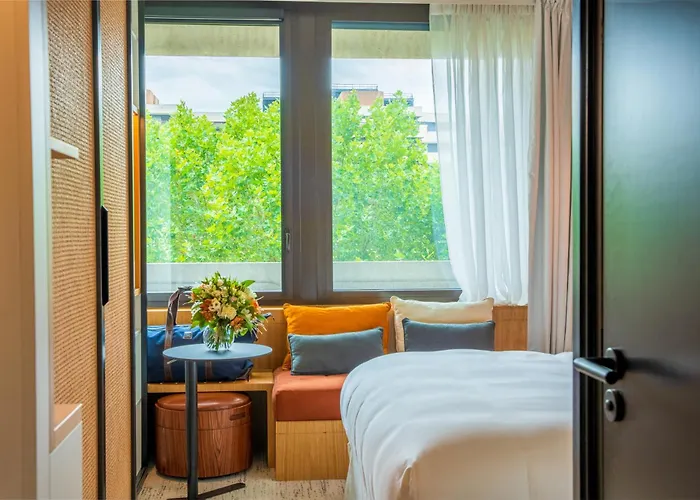 Firstname Bordeaux, Part Of Jdv By Hyatt